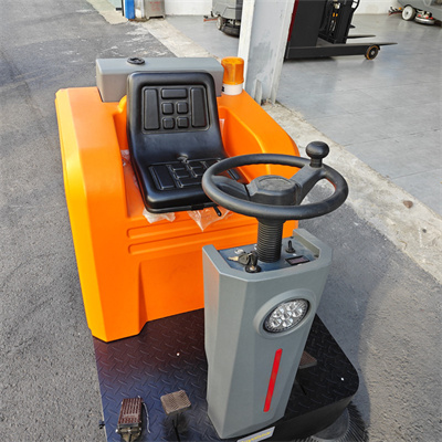 駕駛式掃地機在工業園區的應用與優勢 駕駛式掃地機在工業園區的應用與優勢.jpg